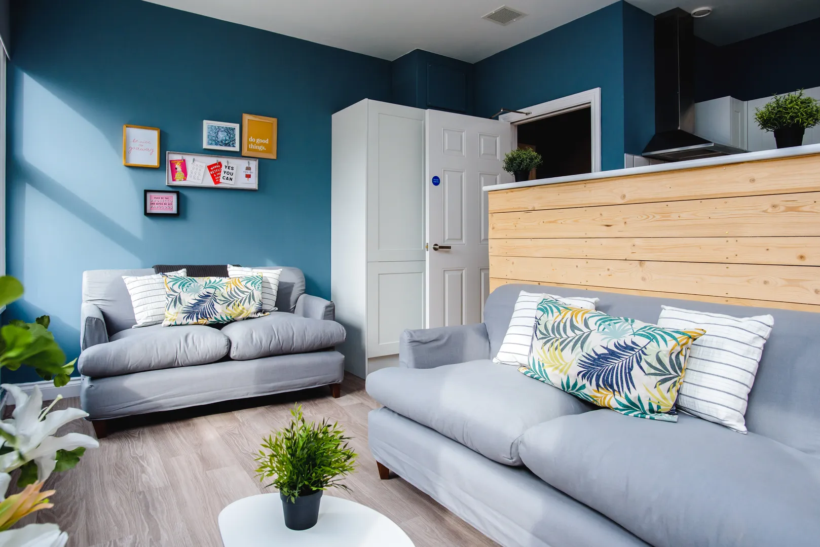 Flat C, 25 Lister Gate - Luxury 5 Bed City Centre Apartment - Image 19
